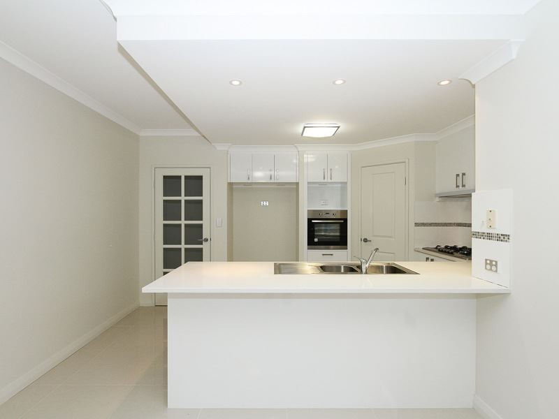 2/36 Lintott way, Spearwood WA 6163