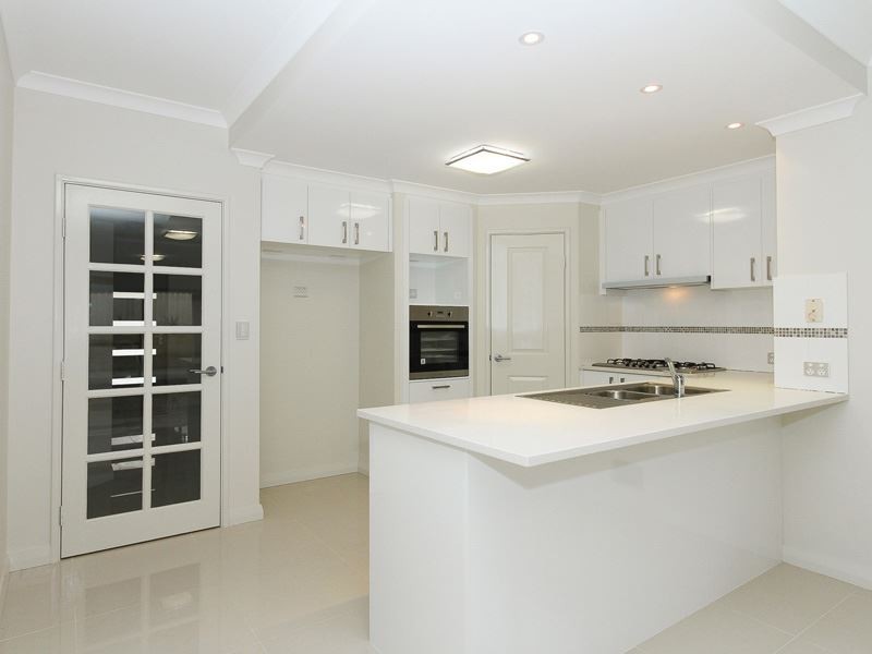 2/36 Lintott way, Spearwood WA 6163