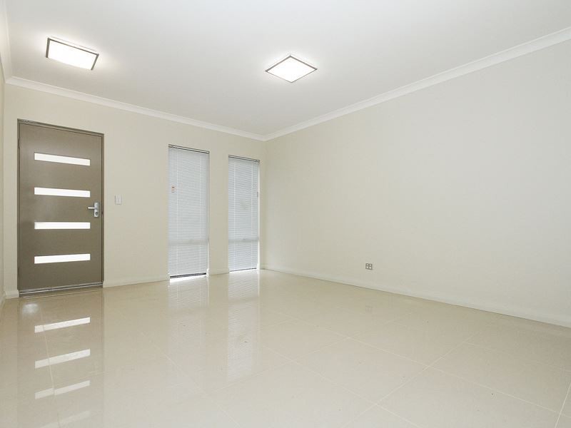 2/36 Lintott way, Spearwood WA 6163