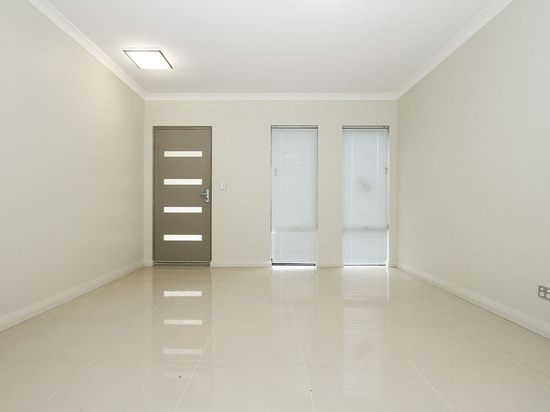 2/36 Lintott way, Spearwood WA 6163