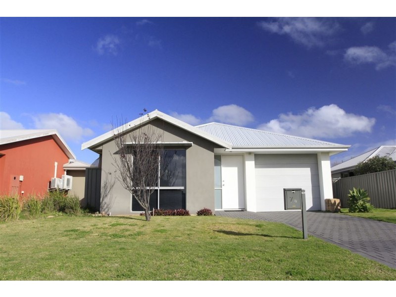 a/7 Florizel Street, Coolbellup WA 6163