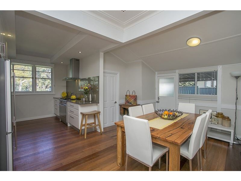 39 Chadwick Street, Hilton WA 6163