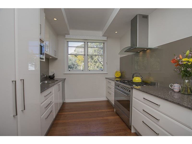 39 Chadwick Street, Hilton WA 6163
