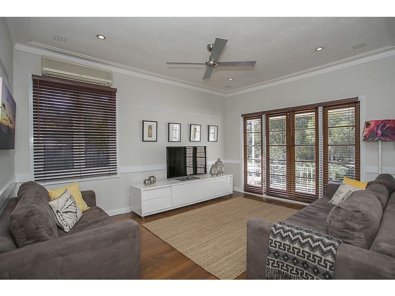 39 Chadwick Street, Hilton WA 6163