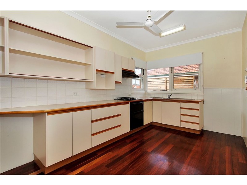 13 Coolbellup Avenue, Coolbellup WA 6163