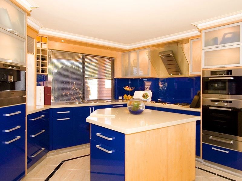 70 Bull Creek Road, Rossmoyne WA 6148