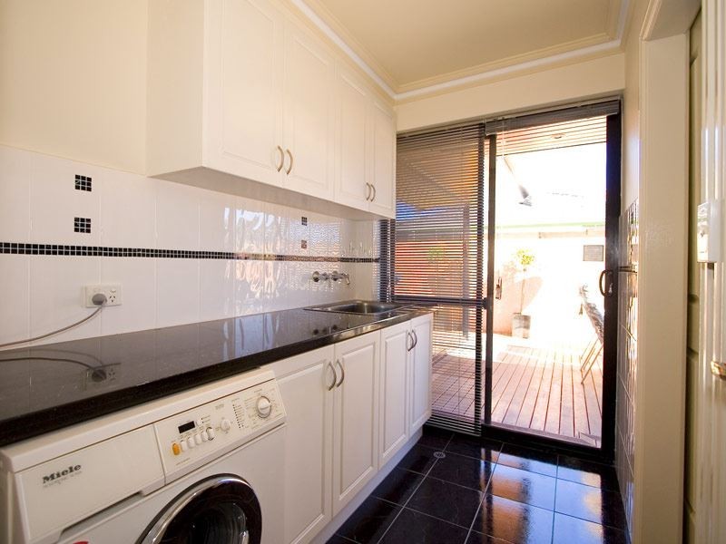 70 Bull Creek Road, Rossmoyne WA 6148