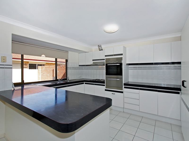 4/345 Carrington Street, Hamilton Hill WA 6163