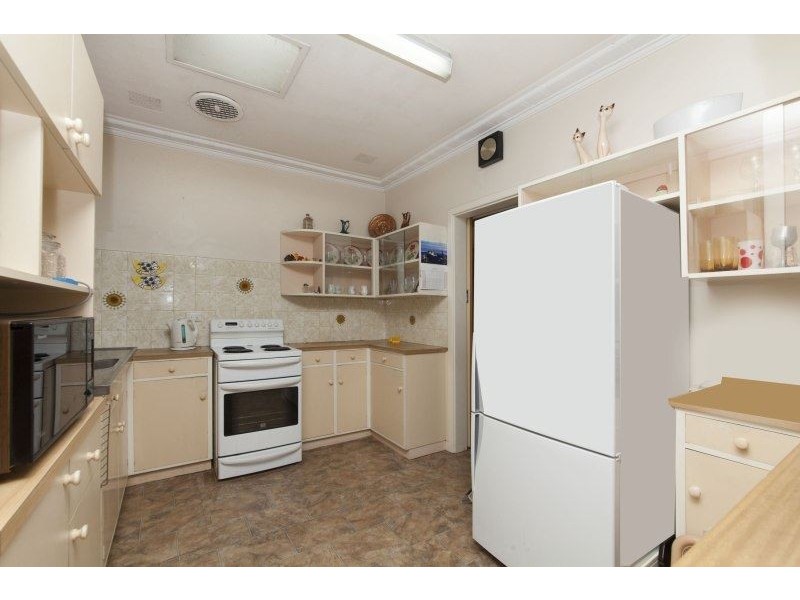 59 North Lake Road, Myaree WA 6154