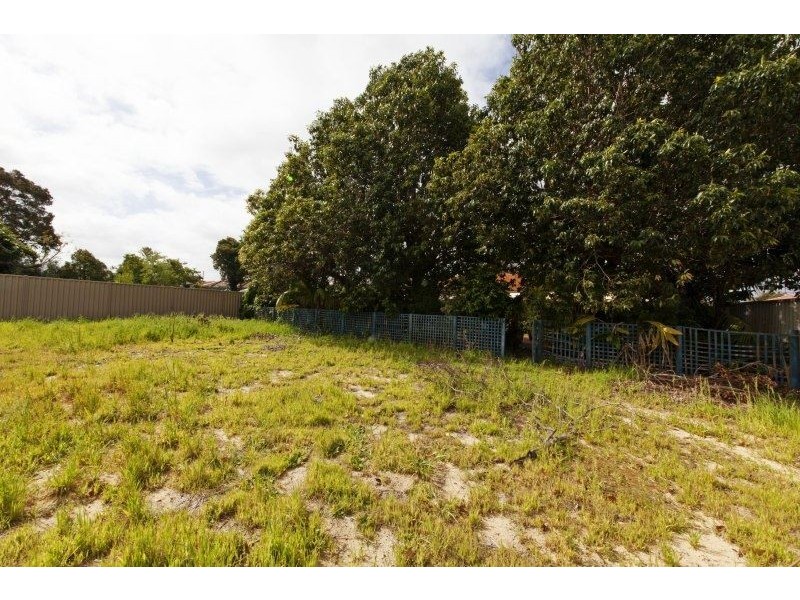 59 North Lake Road, Myaree WA 6154