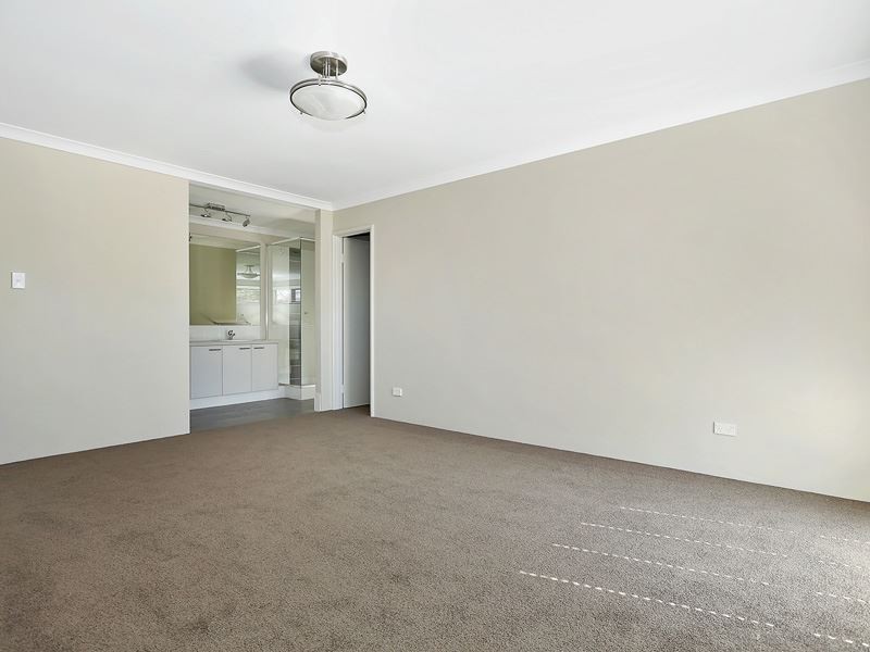 11 Ebert Street, Coolbellup WA 6163