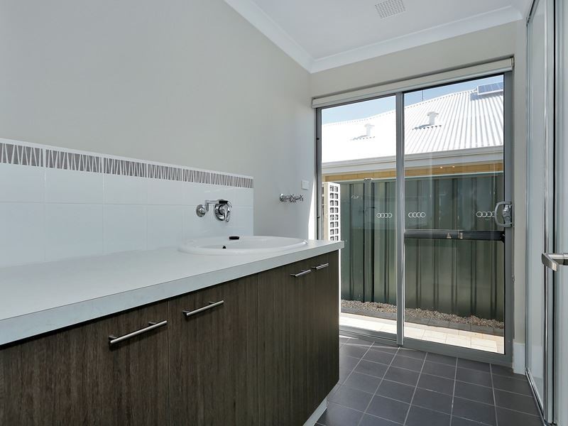 11 Ebert Street, Coolbellup WA 6163