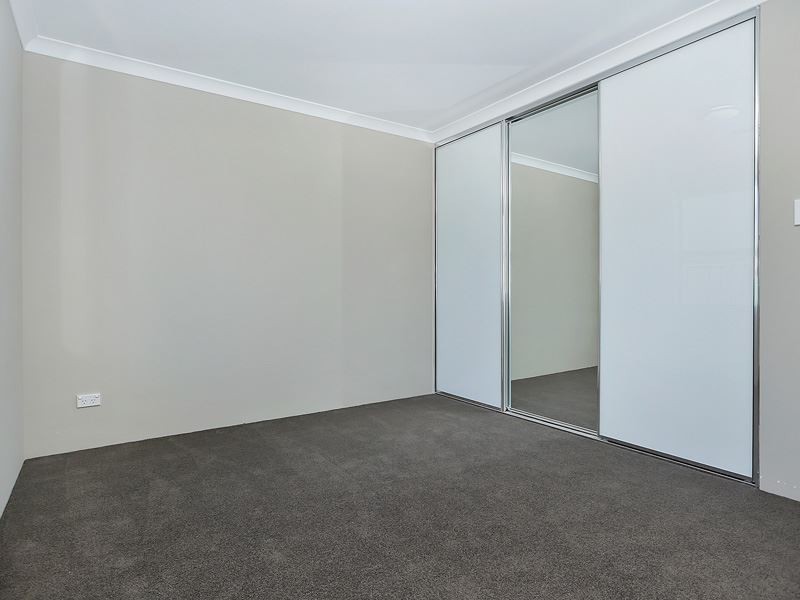 11 Ebert Street, Coolbellup WA 6163