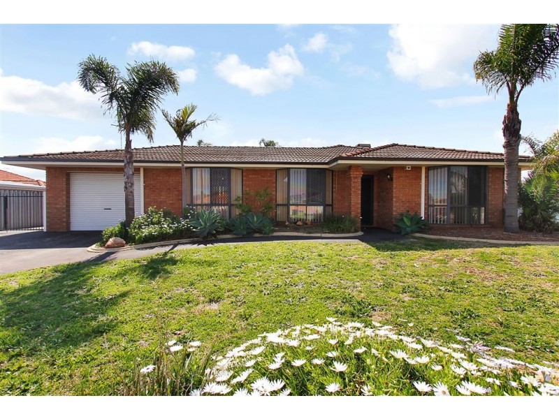 44 Briggs Street, South Lake WA 6164