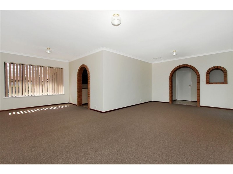 44 Briggs Street, South Lake WA 6164