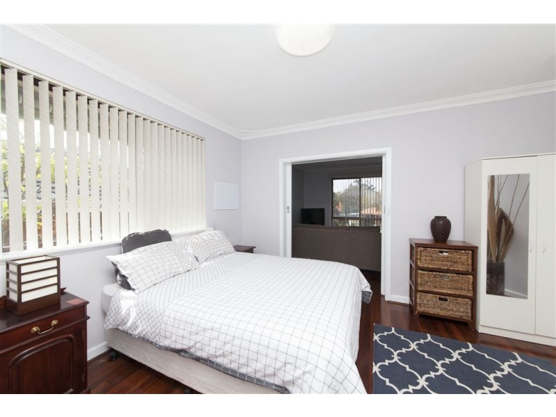 9 Hillier Crescent, Hamilton Hill WA 6163