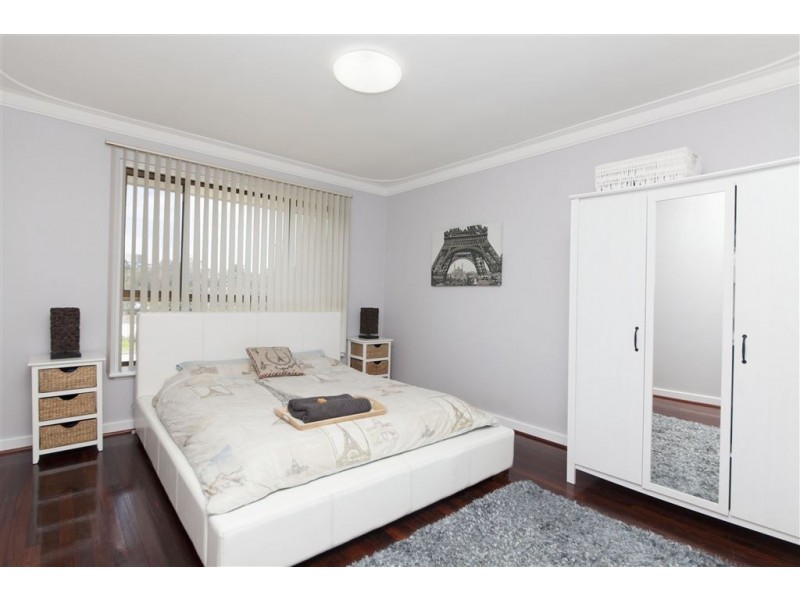 9 Hillier Crescent, Hamilton Hill WA 6163