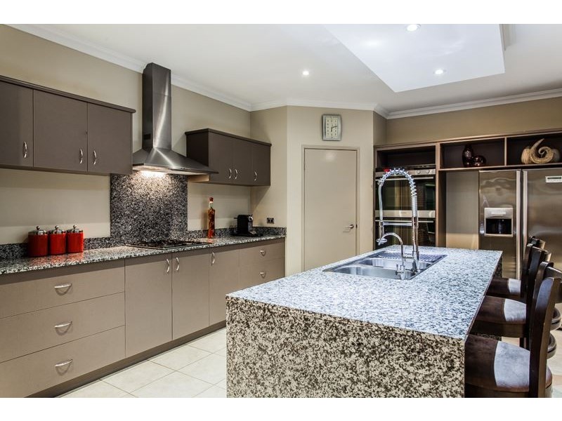 97 Arpenteur Drive, Baldivis WA 6171