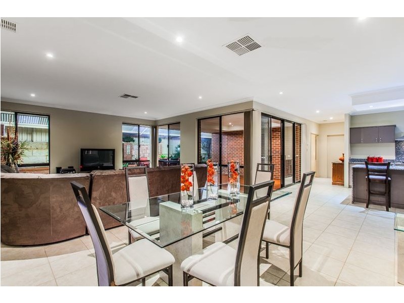 97 Arpenteur Drive, Baldivis WA 6171