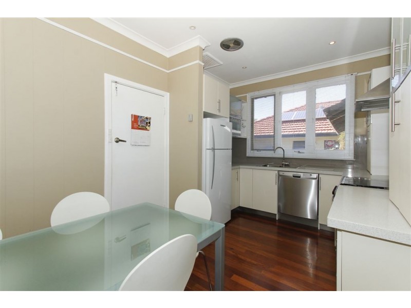 8 Gummow Street, Hamilton Hill WA 6163