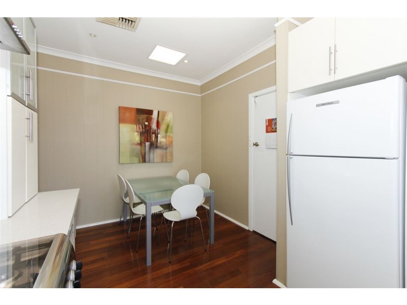 8 Gummow Street, Hamilton Hill WA 6163