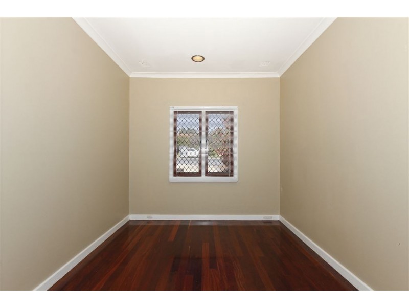 8 Gummow Street, Hamilton Hill WA 6163