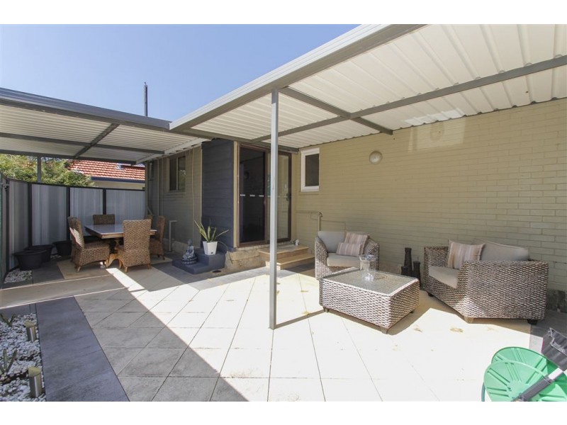 8 Gummow Street, Hamilton Hill WA 6163