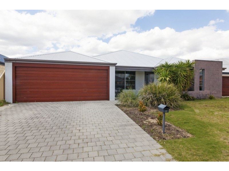 6 Vance Road, Byford WA 6122