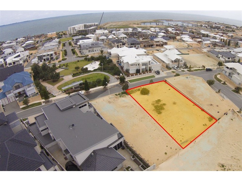 41 Arabella Loop, North Coogee WA 6163