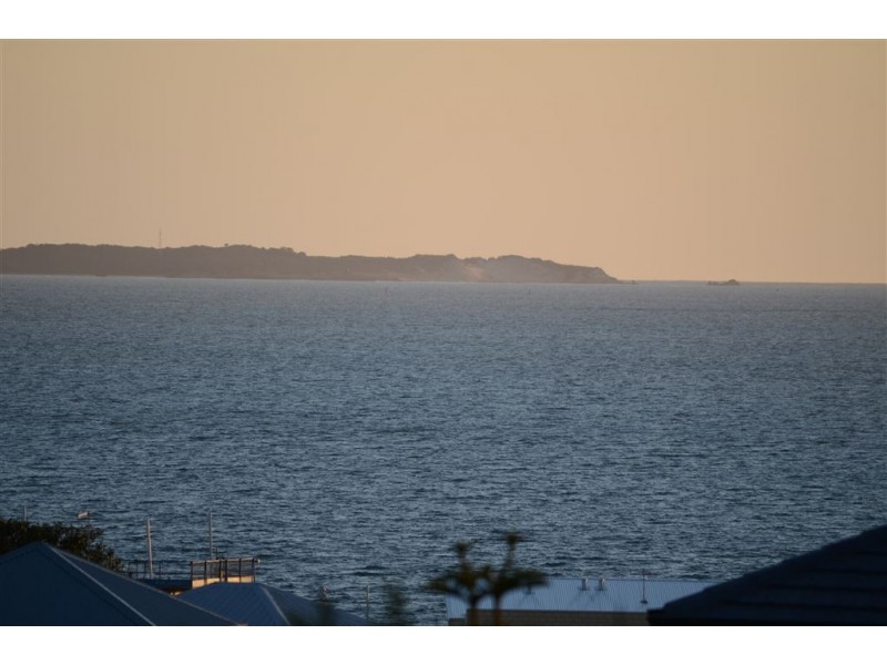 41 Arabella Loop, North Coogee WA 6163