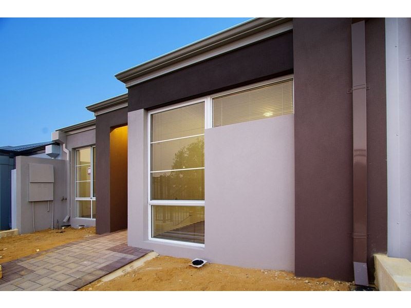 12 Walden Street, Wellard WA 6170