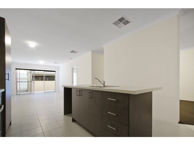 12 Walden Street, Wellard WA 6170