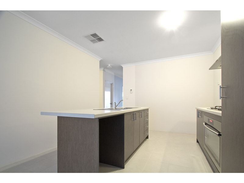 12 Walden Street, Wellard WA 6170