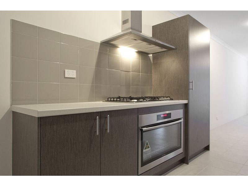 12 Walden Street, Wellard WA 6170