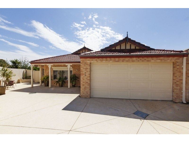 216 Glen Iris Drive, Jandakot WA 6164