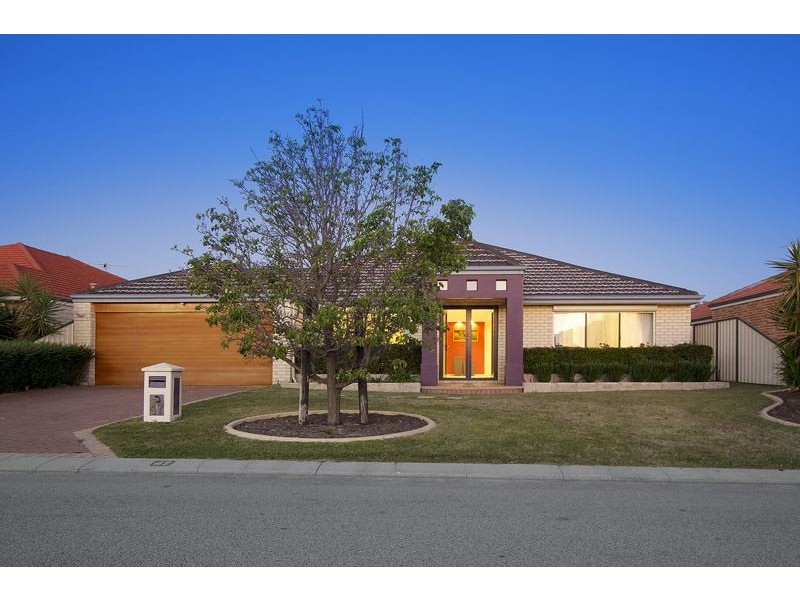 47 Minerva Loop, Success WA 6164