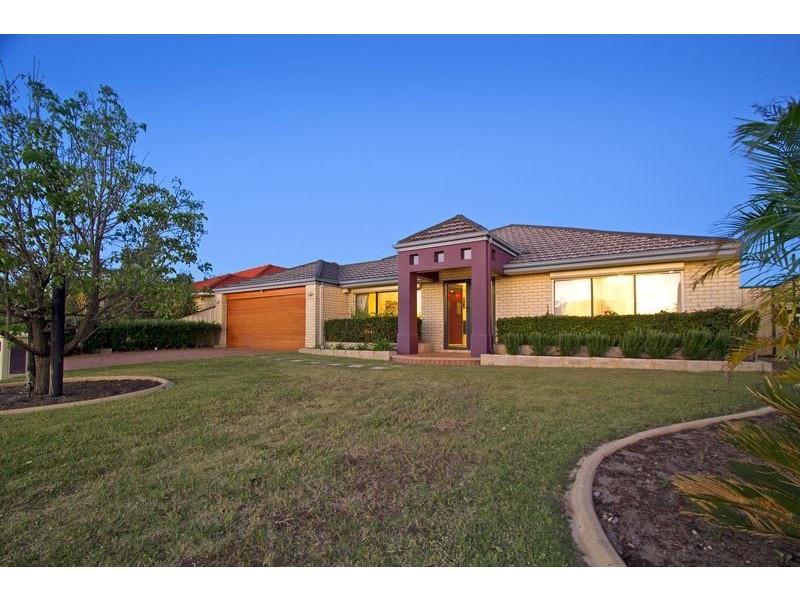 47 Minerva Loop, Success WA 6164