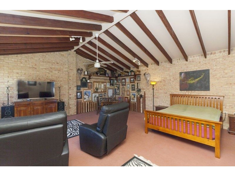 11 Matz Court, Hamilton Hill WA 6163