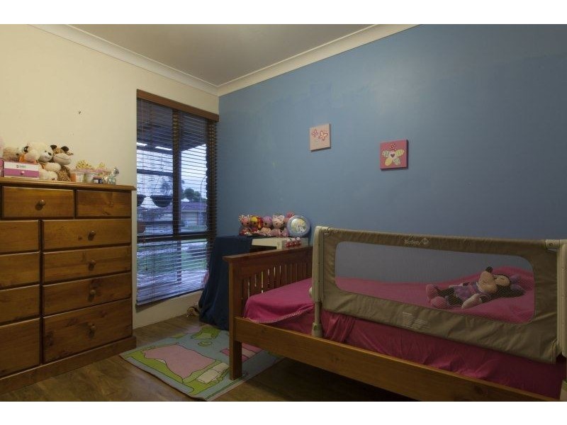 24 Glenway Loop, Cooloongup WA 6168