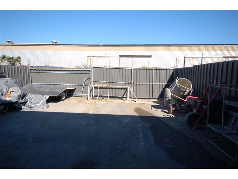 5/164 Barrington Street, Bibra Lake WA 6163