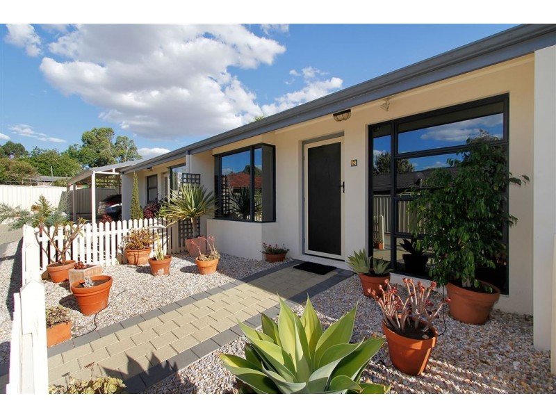 2/2 Lear Place, Coolbellup WA 6163