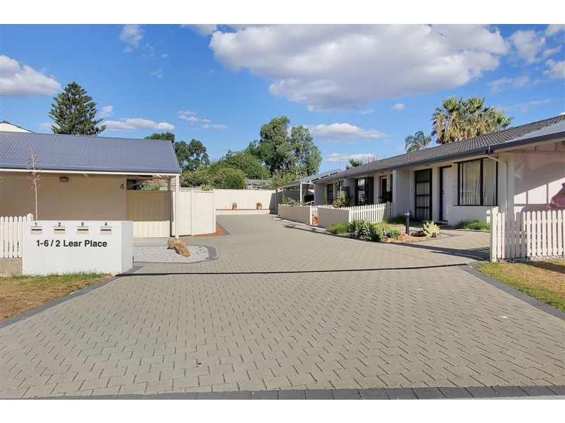 2/2 Lear Place, Coolbellup WA 6163