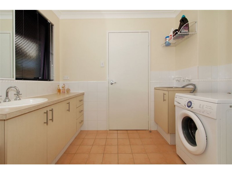 2/2 Lear Place, Coolbellup WA 6163