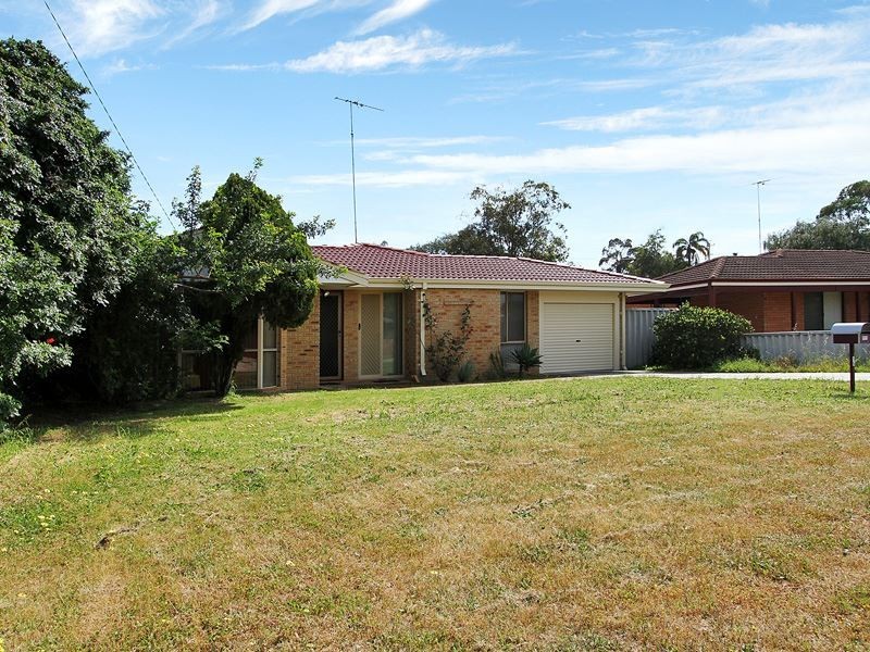 15 Moondarra Circle, South Lake WA 6164