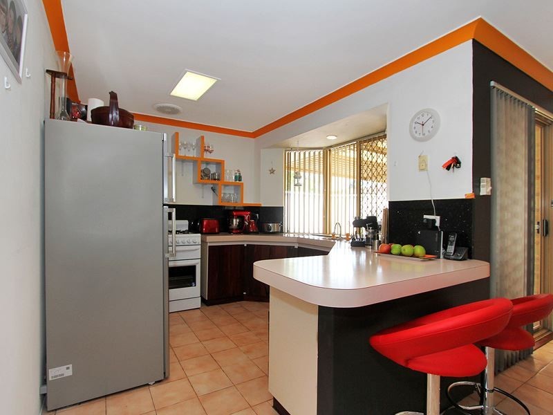 15 Moondarra Circle, South Lake WA 6164