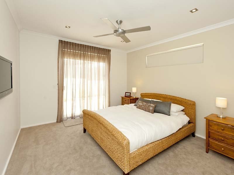 14 Huntress Avenue, North Coogee WA 6163