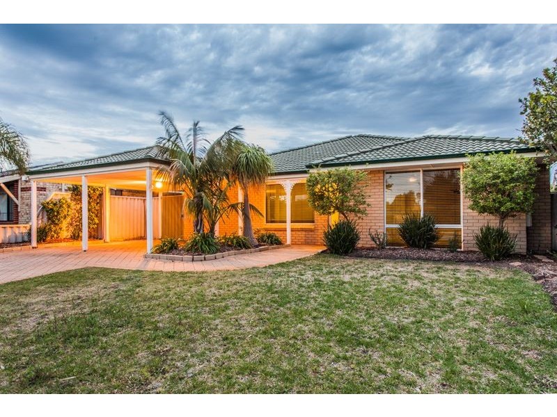 32 Strasbourg Ramble, Port Kennedy WA 6172