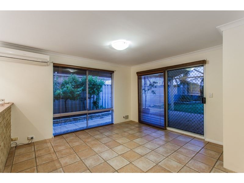 32 Strasbourg Ramble, Port Kennedy WA 6172