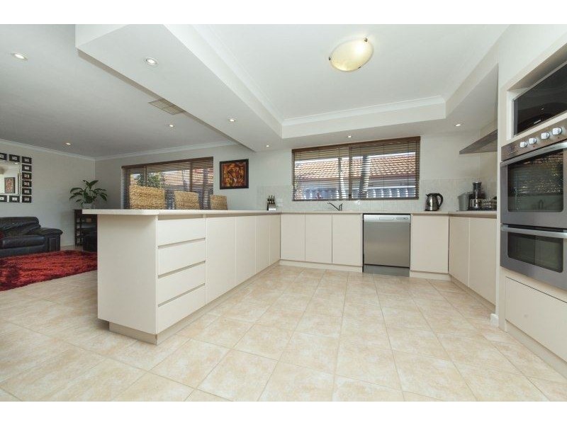 27 Aspic Crescent, Spearwood WA 6163