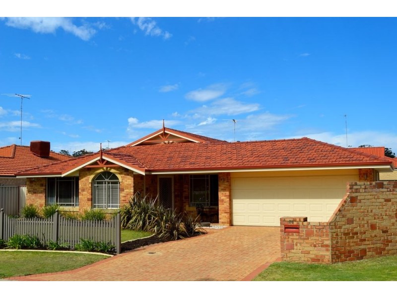 28 Pennlake Drive, Spearwood WA 6163